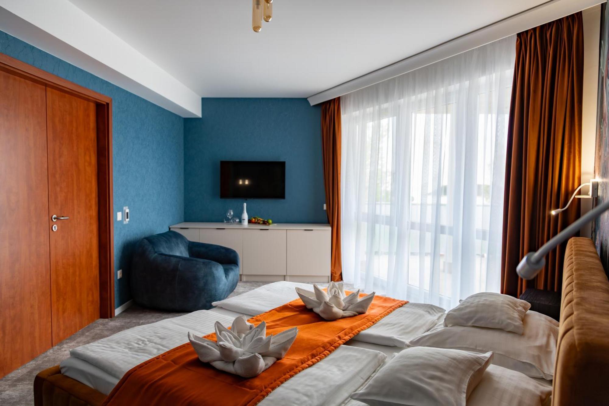 Hotel Atlantis Wellness & Conference Hajdúszoboszló Eksteriør bilde