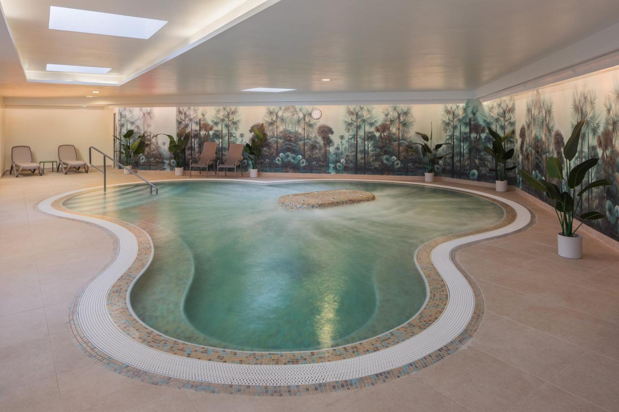 Hotel Atlantis Wellness & Conference Hajdúszoboszló Eksteriør bilde